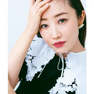 オンライン映えは 光で飛びやすい眉尻をしっかり