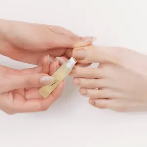 サンダルに映える【大人可愛いペディキュア】おしゃれコーデ6選 GALLERY_1_22