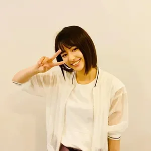 『約2ヶ月ぶりに撮影が再開された初日、控え室にて。改めて演じることの楽しさを感じることができました』（舞香さん）