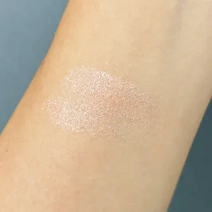 MAQUIAベストコスメ2025下半期 イエベ春 SUQQU モノ ルック アイズ L01のスウォッチ