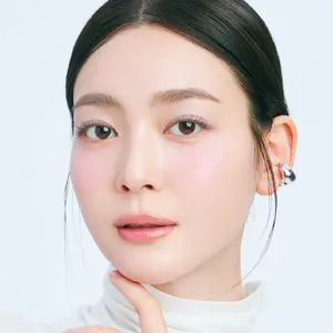 シャネル レ キャトル オンブル 29で抜け感メイク