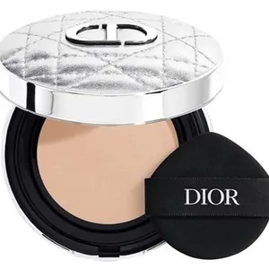 乾燥しないおすすめ高保湿クッションファンデーション デパコス ディオールスキン フォーエヴァー イドラ グロウ クッション 