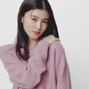 ユニクロ　UNIQLO　メンズニット　スフレヤーンクルーネックセーター　ベージュメイク