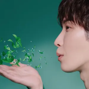 渡辺翔太さん　デンティス　歯磨き粉　CMビジュアル