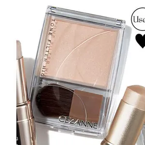 くぼみ・くすみをカバーするおすすめハイライト セザンヌ トーンフィルターハイライト 01