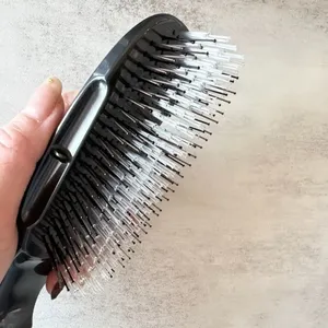 癒しのへアケア＆ブラシ ポーラ ヘッドスパリフトケアブラシ実際に試してみた