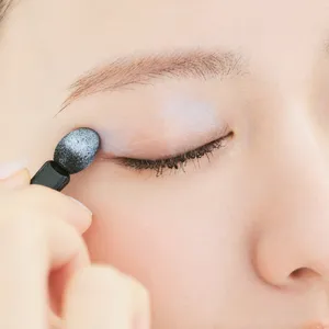 山本舞香のBeauty Script　【2024春夏トレンドメイク】FERRAGAMO編　HOWTO①