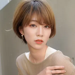 グラデーションカラーショート写真