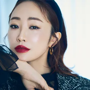 神崎恵　メイク　ファッション　リップ　メイク