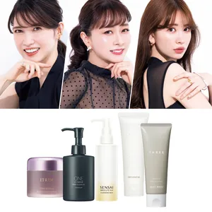 小嶋陽菜×石井美保×友利 新「美容こそ、前に進む原動力です」GALLERY_1_15