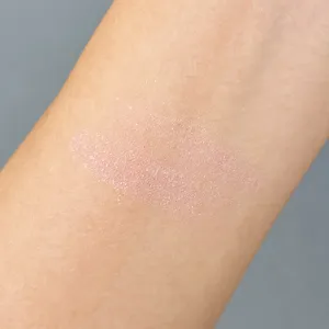 MAQUIAベストコスメ2025下半期 ブルベ夏 NARS ブラッシュ N 960のスウォッチ