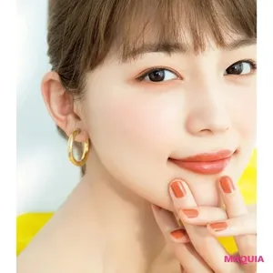 【川口春奈さんのメイクレシピ】肌になじむ色使いのカラーメイク