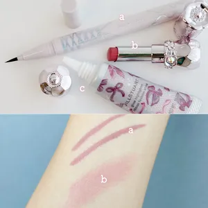 ジルスチュアート アイライナー・リップ・ハイライトのスウォッチ