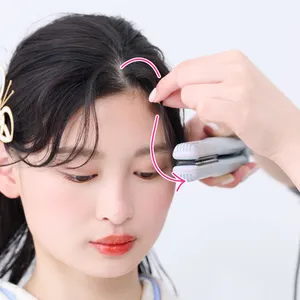 【卒業式袴ヘアアレンジ・セミロング③】S字ウェーブがモダンなハーフアップシニヨン　STEP５