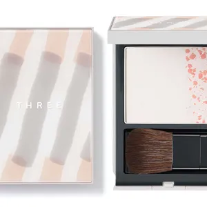 THREE セイクリッドスペース フェイスパウダー  春新色