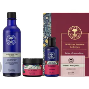 ニールズヤード　ワイルドローズラディアンスコレクション　クリスマスコフレ2025