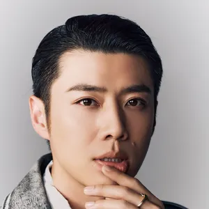 バチェラー4代目・黄 皓さんと秋倉諒子さんが魅せる　 【ジェンダーニュートラルコスメ】でHAPPYオーラ満開のメイク GALLERY_1_11