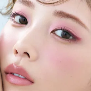  与田祐希さんがまとう2026年春新色で作るトレンドメイク  HOW TO MAKEUP