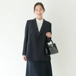 【卒入園式・卒入学式のきちんとスーツスタイルに似合う髪型】セミロング編