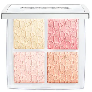 美肌にこだわる４人の「ベースメイクの全貌」大公開 PhotoGallery_1_41