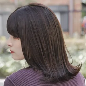 ヘアスタイル　ヘアカタログ　2022 ミディアム　美人　暗めカラー　ツヤ　若見え　30代　40代