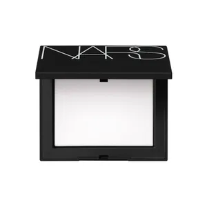 NARS ライトリフレクティングセッティングパウダー プレスト N 5894 ￥6160／NARS JAPAN