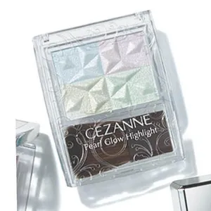 くすみを飛ばすおすすめハイライト セザンヌ パールグロウハイライト SP3（限定品）