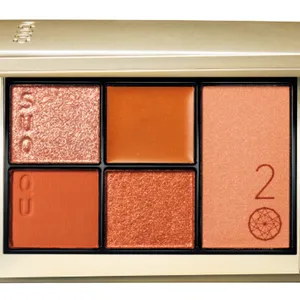 20th アニバーサリー アイ&ブラッシュ コンパクト 101 ￥11000／SUQQU（限定品）