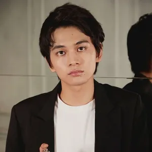 「ディオール」のアイコニックなリップスティックを纏った水原希子さんと北村匠海さんの特別なルック！