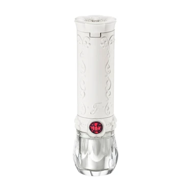 ジルスチュアート　ビューティ プチパティスリー リップブロッサム バーム