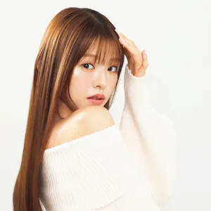 ヘアミルク人気が沸騰中！ お手軽コームアイロンが話題。ヘアにまつわる注目ニュースをお届け