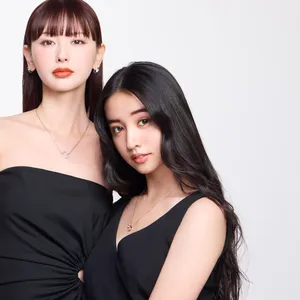 鈴木えみさんとKōki,さんの「女神」なツーショット姿。