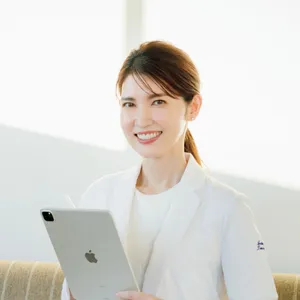 ムダだと思う美容は？ コスメと医療どちらを頼るべき？ 友利 新先生がスキンケアの悩みに回答