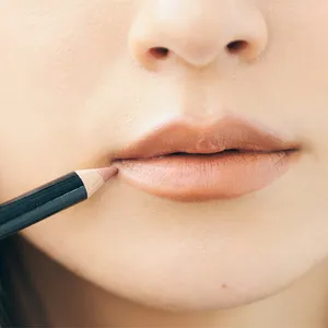 山本舞香のBeauty Script　みちょぱ　ベージュリップ HOW TO MAKE-UP