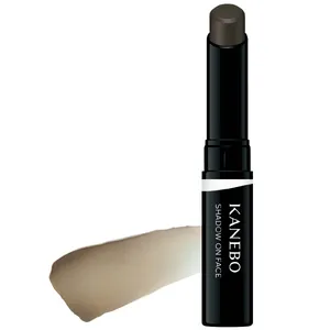 田中みな実おすすめのギフト カネボウ シャドウオンフェース 01 KANEBOのカニ味噌スティック