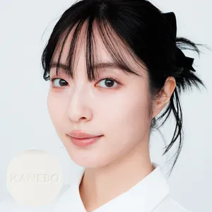 仕上がり　KANEBO クリスタライズドフィックスパウダー