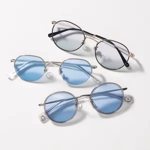 マキア　サングラス　おすすめ　選び方　Zoff　JINS　MAD JOURNEY　ヘアスタイル　前髪あり