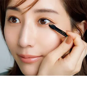 下まぶた目尻側の“影”でワイドに見せる