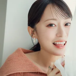 声優石飛恵里花オフショット①