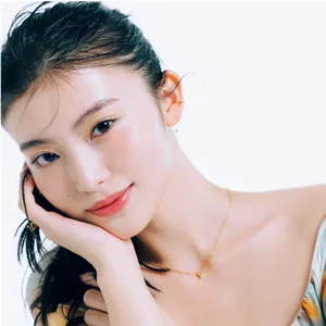 美容医療級のハリ肌を叶えるには、ハイライト&ローライトの塗り分けがカギ。使う順番も超重要！