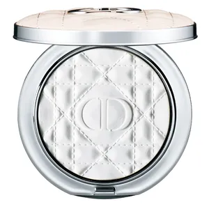 マキアベストコスメ2025下半期 フェイスパウダー部門 3位 ディオール　ディオールスキン フォーエヴァー ヌード ラディアント フィルター 00