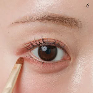 声優石飛恵里花アイメイクプロセス６