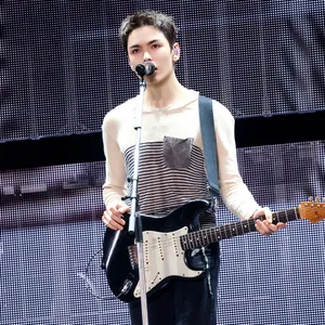 SEVENTEEN セブンティーン　ライブレポート　ソロ　VERNON　Shining star