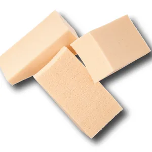 バリュースポンジN ウェッジ型タイプ 30個 ￥506／ロージーローザ