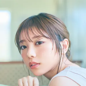 乃木坂46卒業間近・与田祐希さんのフォトストーリー「ある晴れた日、私はリップを持って旅に出る」