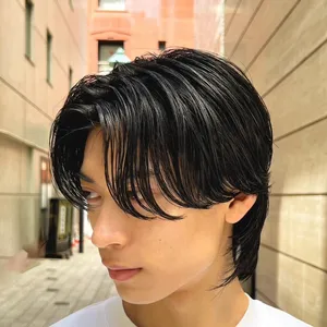チェ・ ボムギュ（TOMORROW X TOGETHER）風　髪型　ヘアスタイル　センターパートウルフヘア　サイド
