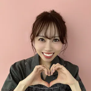 声優伊達さゆり ピンク ハート