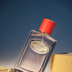 プラダ、プラダ ビューティ、インフュージョン ドゥ プラダ ルバーブ オーデパルファム、フレグランス、香水