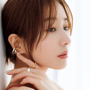 田中みな実さんのリピ買い品。100箱超えのパック、マツキヨ購入品、久世福商店の柿の種も！