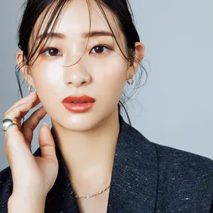 河北メイク　河北裕介　足立梨花　メイク